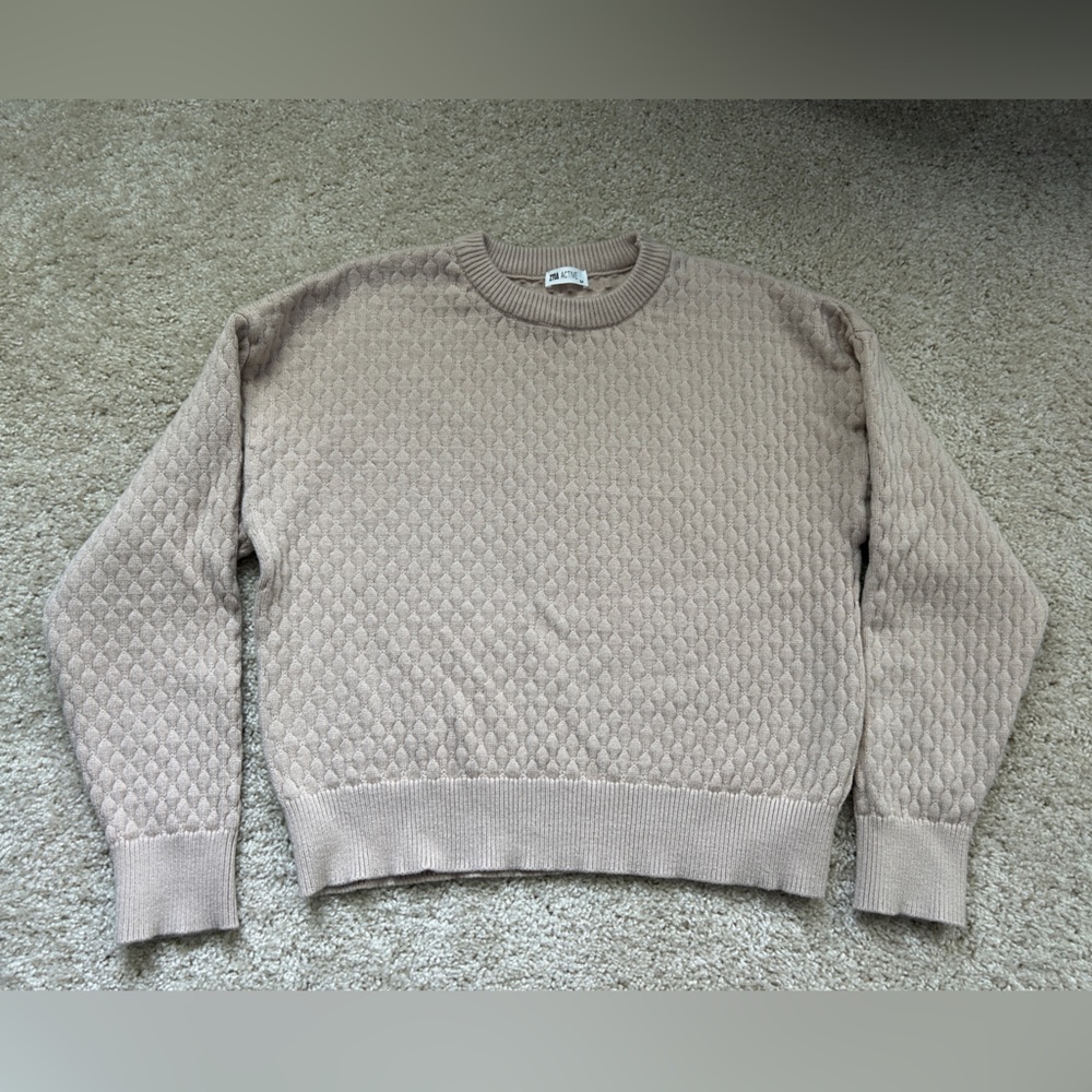 ZYIA Active Beige Crew Neck Cropped Sweater with Textured Knit Size Medium